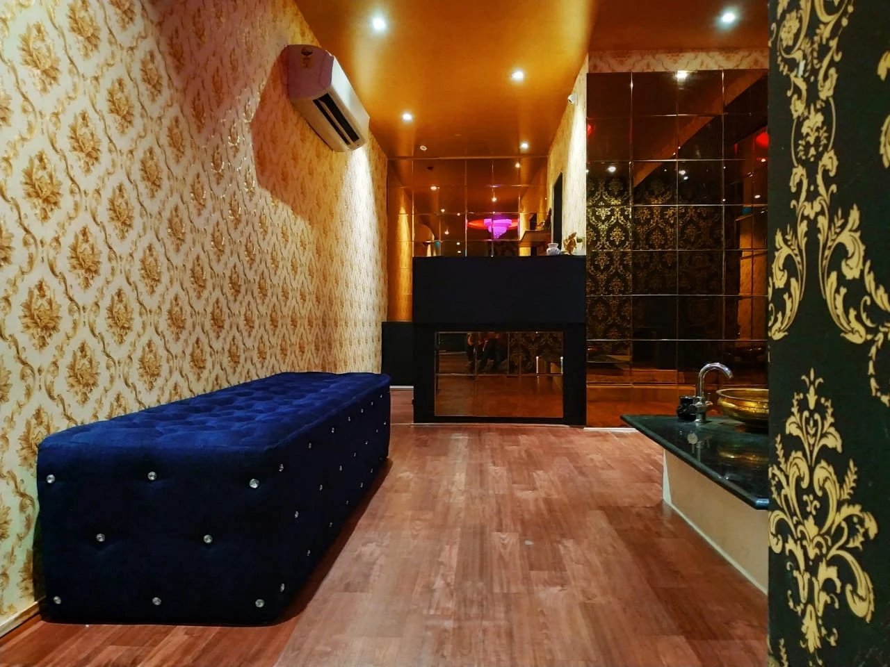 Swedish Massage & Wellness Experience
